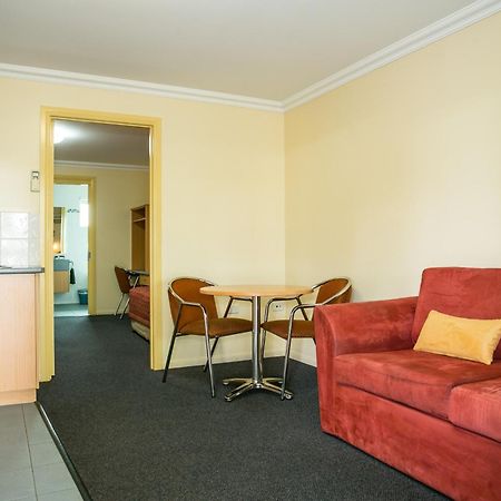 Motel Carnarvon Roma Bagian luar foto