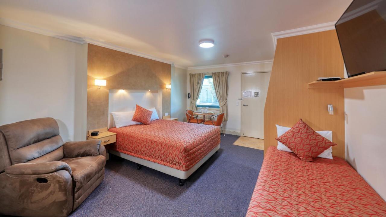 Motel Carnarvon Roma Bagian luar foto