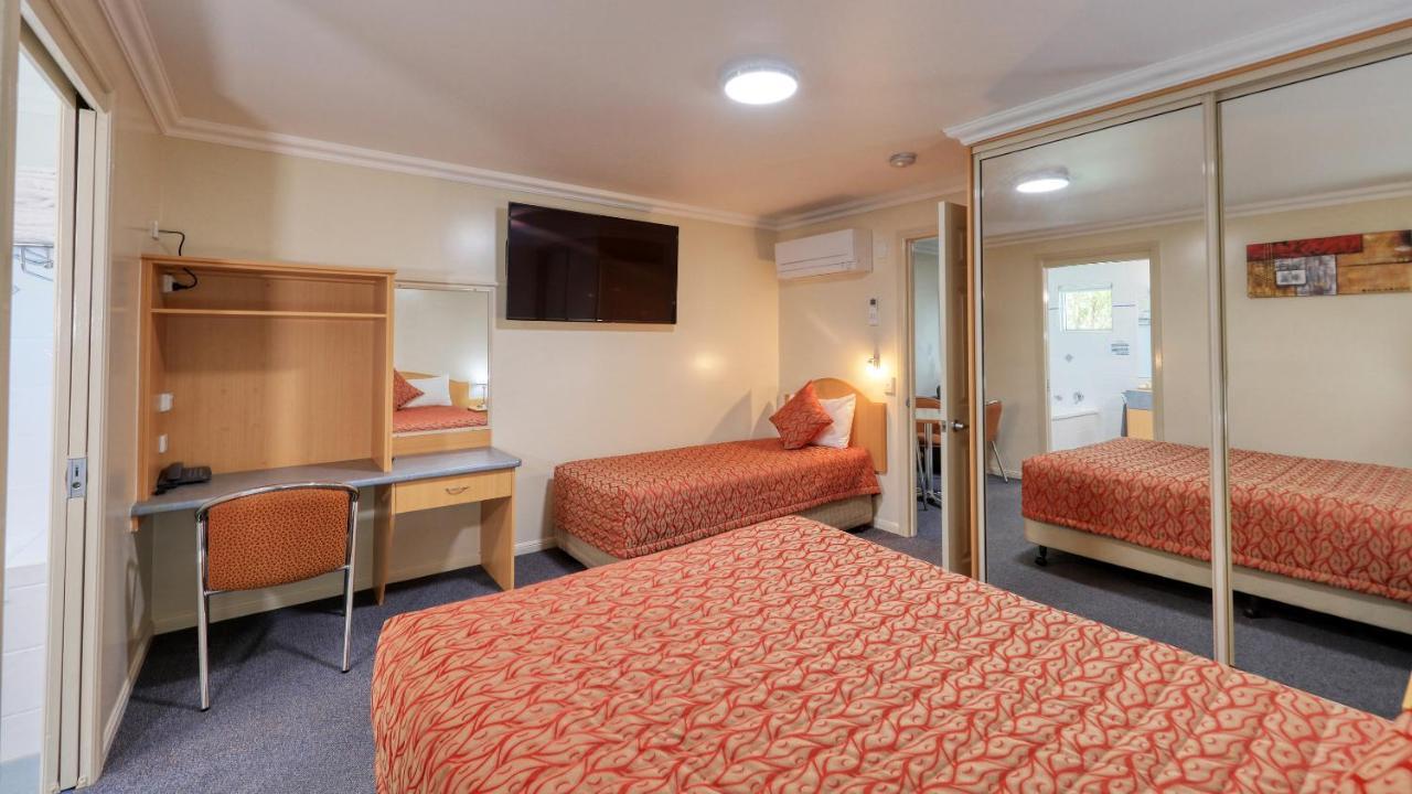 Motel Carnarvon Roma Bagian luar foto