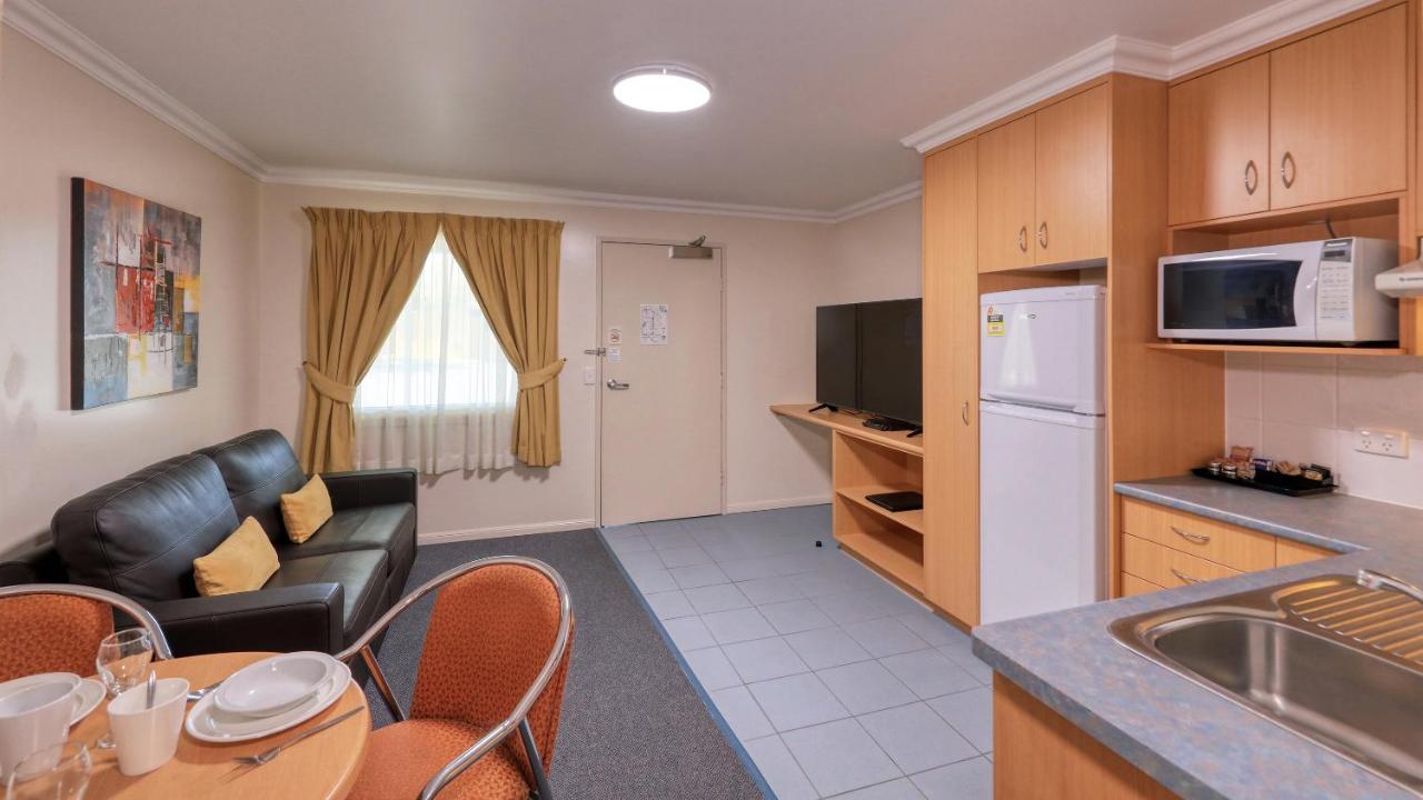Motel Carnarvon Roma Bagian luar foto